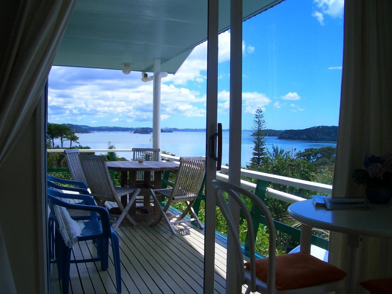 Aimeo Cottage Russell Exterior photo