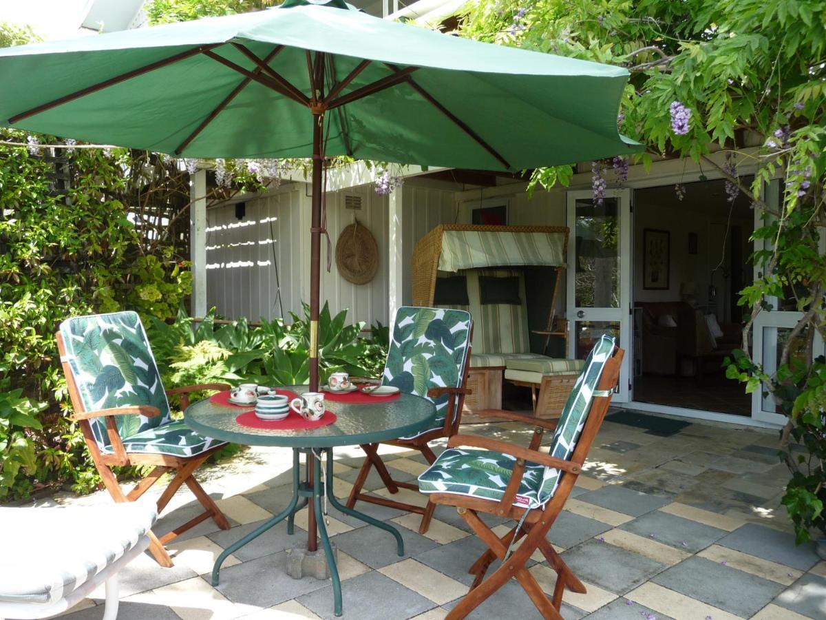 Aimeo Cottage Russell Exterior photo